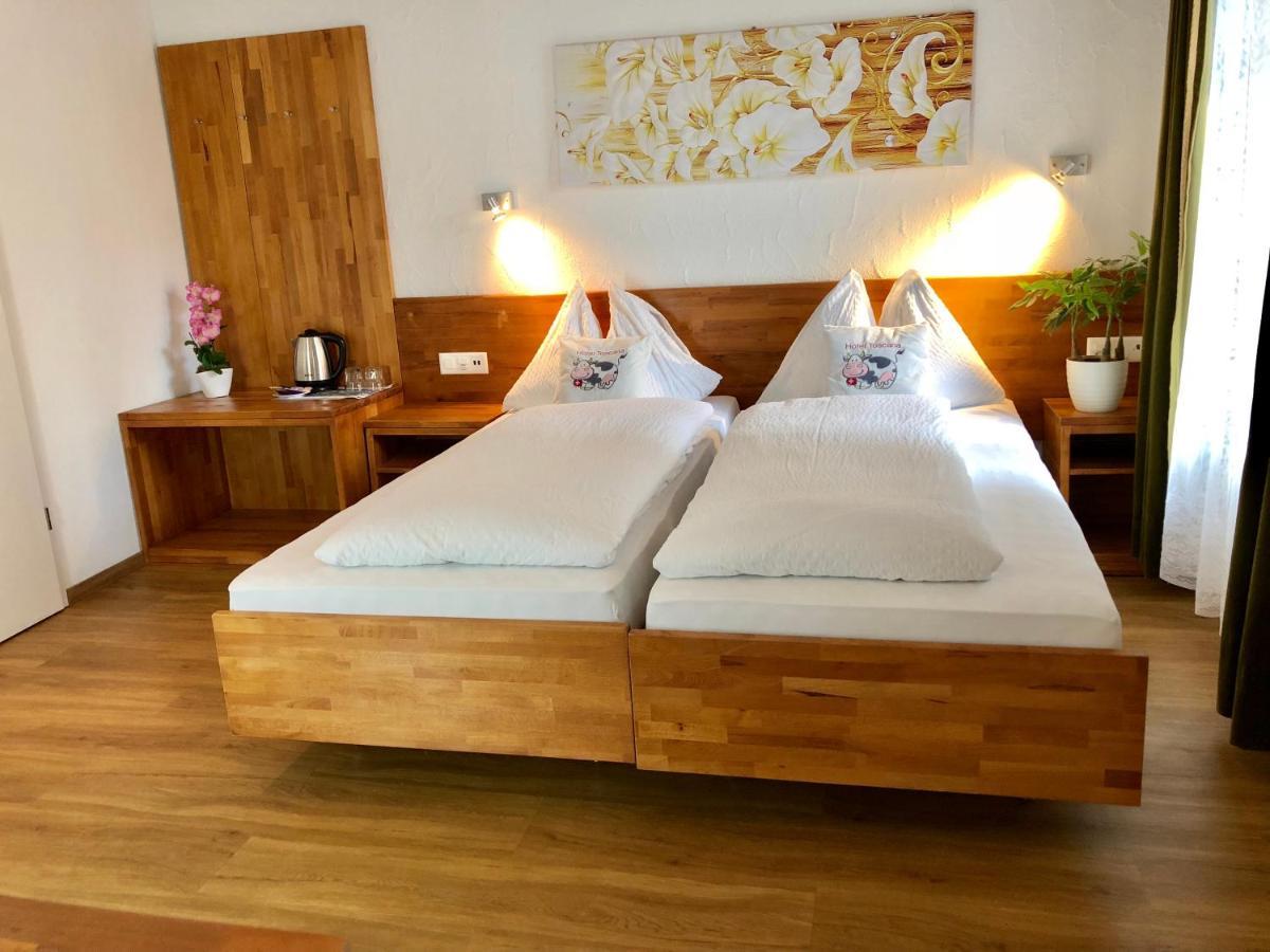 Hotel Toscana 3*